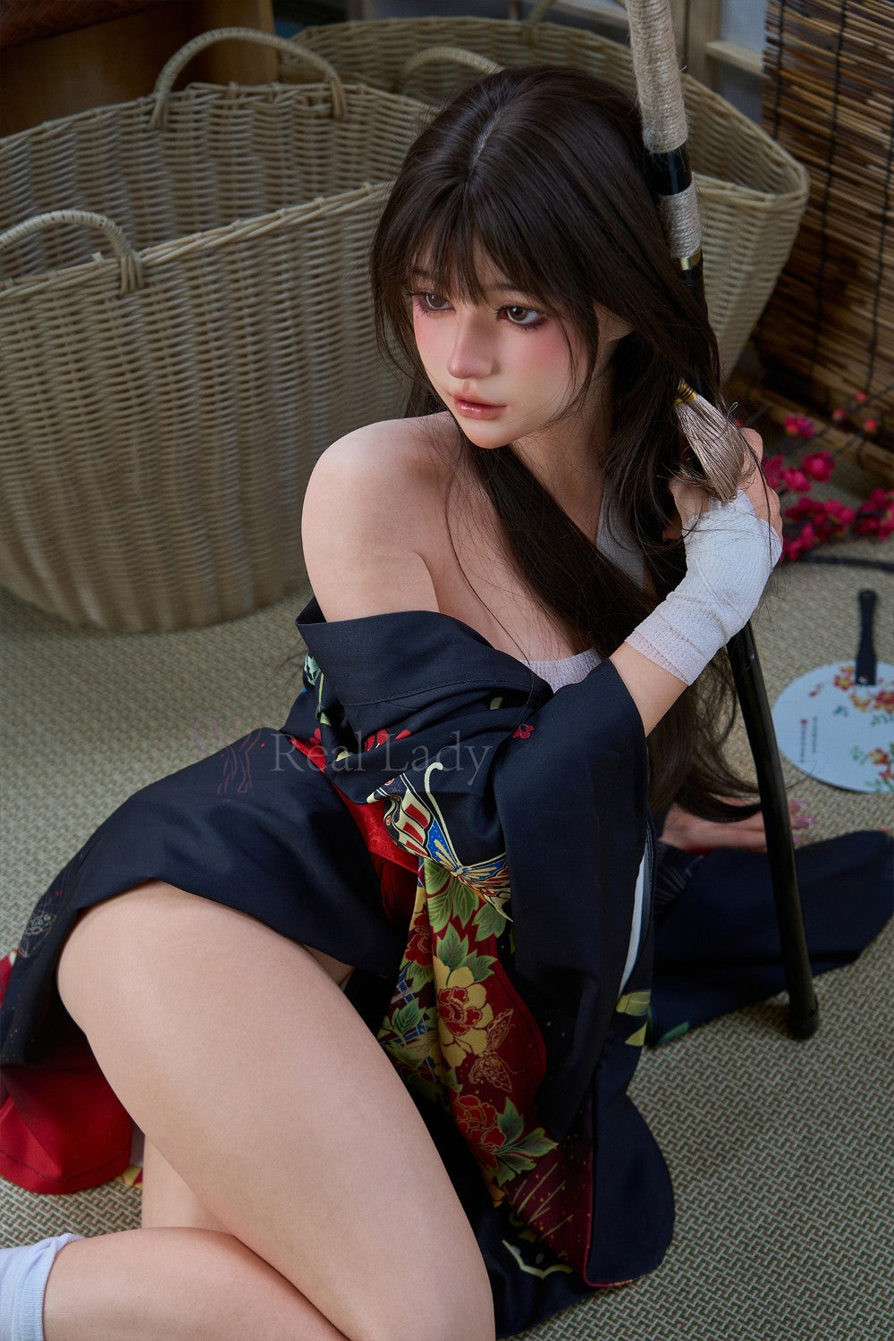 Evie poupée sexuelle (Real Lady 150 cm F-Cup T4 Silicone)