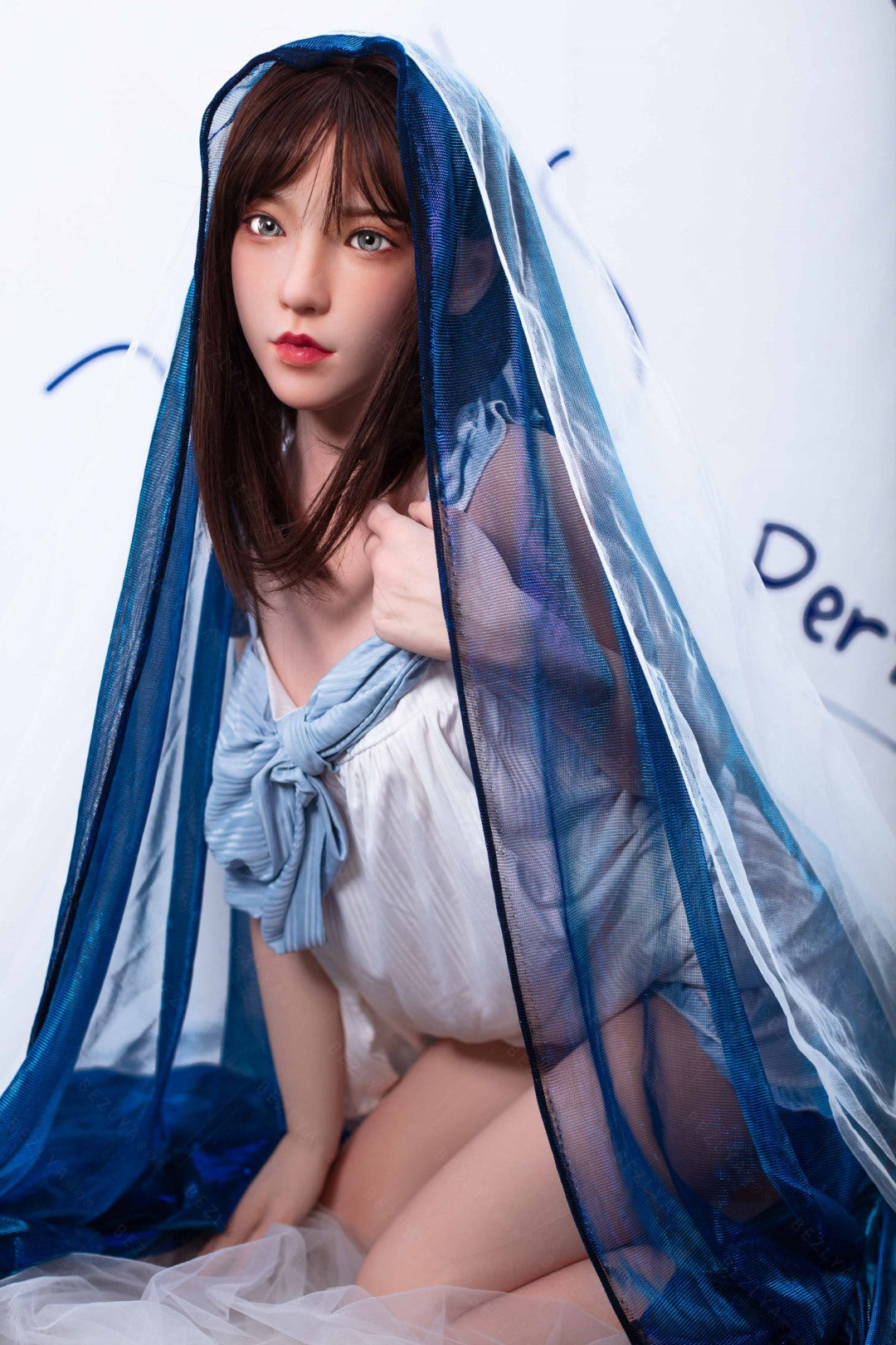 Iris poupée sexuelle (Bezlya Doll 150 cm bonnet B 2.1 Silicone)