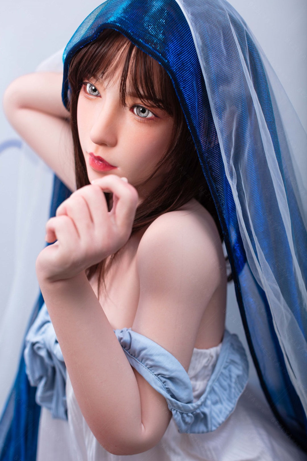 Iris poupée sexuelle (Bezlya Doll 150 cm-t-t-cup 2.1 silicone)