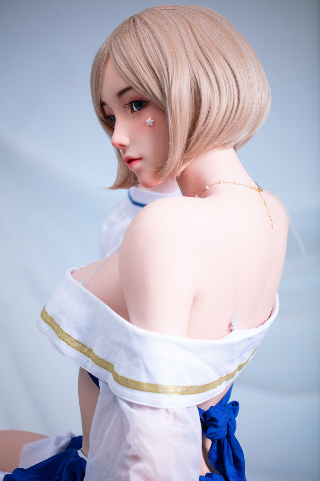 Cyrtenthère poupée sexuelle (Bezlya Doll 160 cm bonnet C 2.1 Silicone)