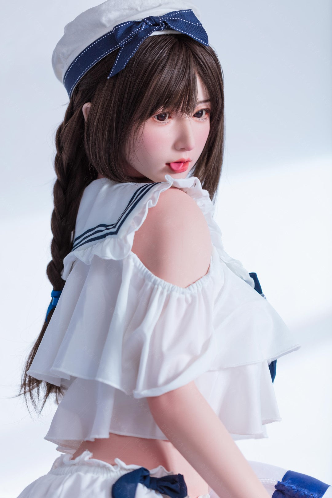 Platycodone poupée sexuelle (Bezlya Doll 160 cm bonnet C 2.1 Silicone)