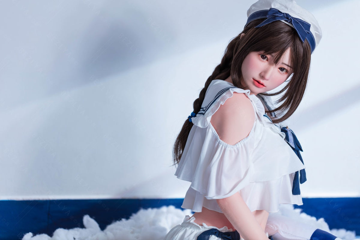 Platycodone poupée sexuelle (Bezlya Doll 160 cm bonnet C 2.1 Silicone)