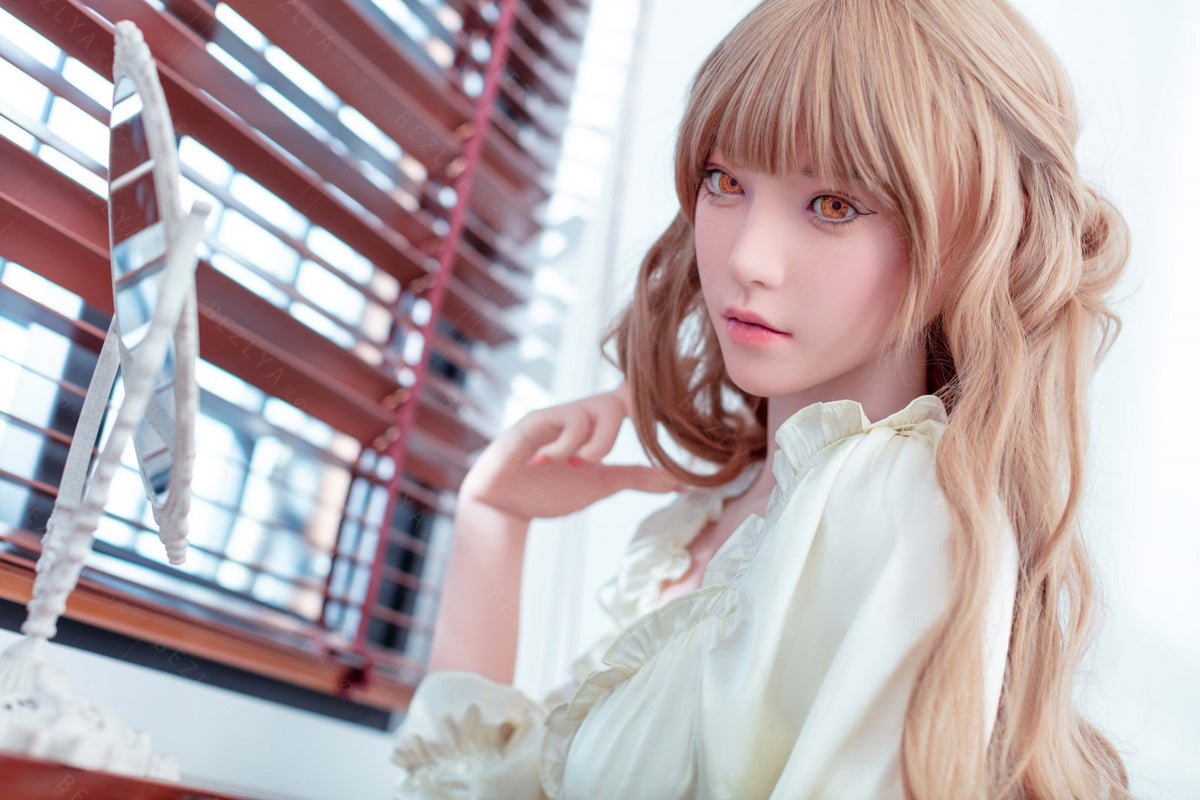 Iris poupée sexuelle (Bezlya Doll 160 cm bonnet C 2.1 Silicone)