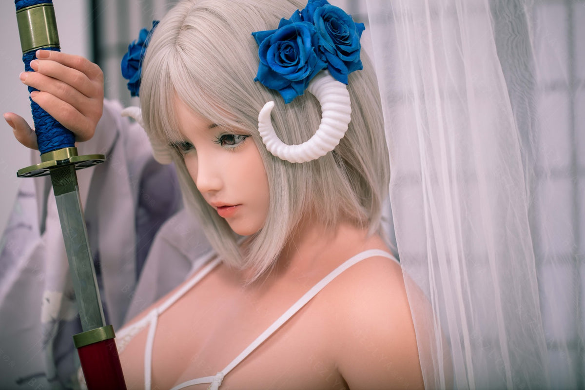 Cyrtenthère poupée sexuelle (Bezlya Doll 160 cm bonnet G 2.1 Silicone)