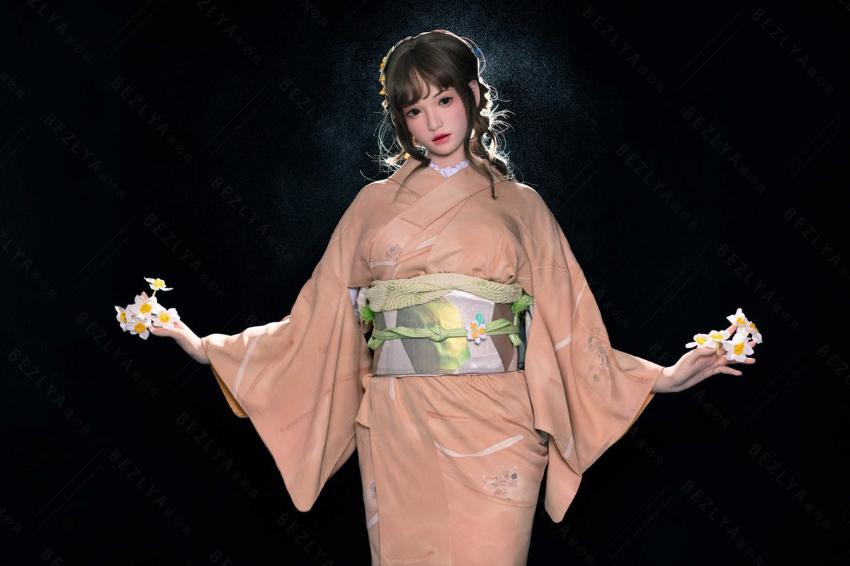 Hélianthe poupée sexuelle (Bezlya Doll 162 cm C-Cup 2.2U Silicone)