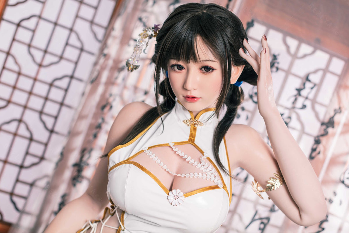 Platycodone poupée sexuelle (Bezlya Doll 155 cm E-cup 2.2CF Silicone)