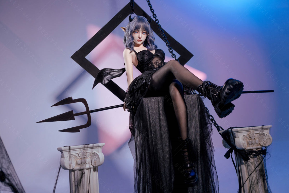 Campanule poupée sexuelle (Bezlya Doll 149 cm bonnet D 2.1 Silicone)