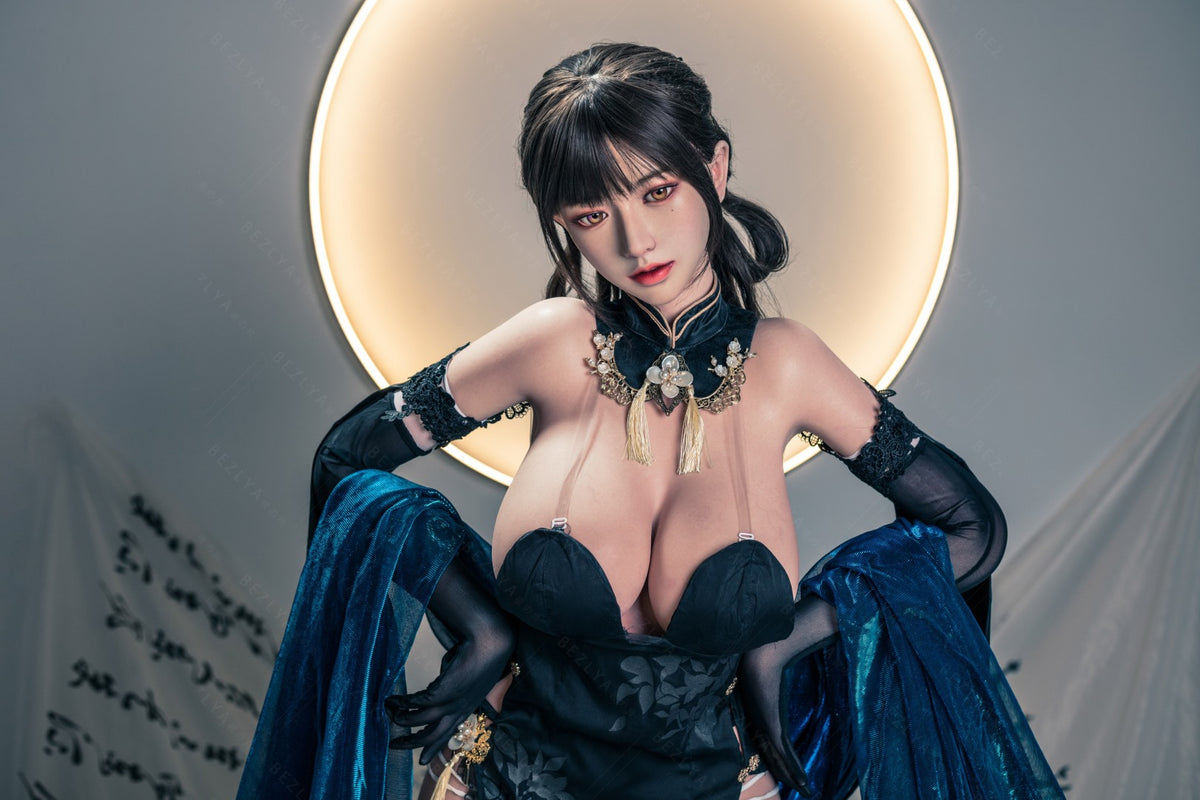 Lagénaire poupée sexuelle (Bezlya Doll 155 cm H-cup 2.1 Silicone)