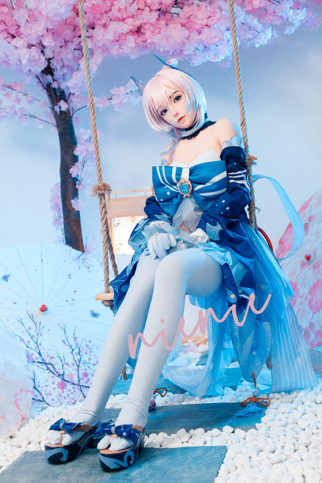 Cyrtenthère poupée sexuelle (Bezlya Doll Bonnet B 155 cm 2.0 TPE+Silicone)