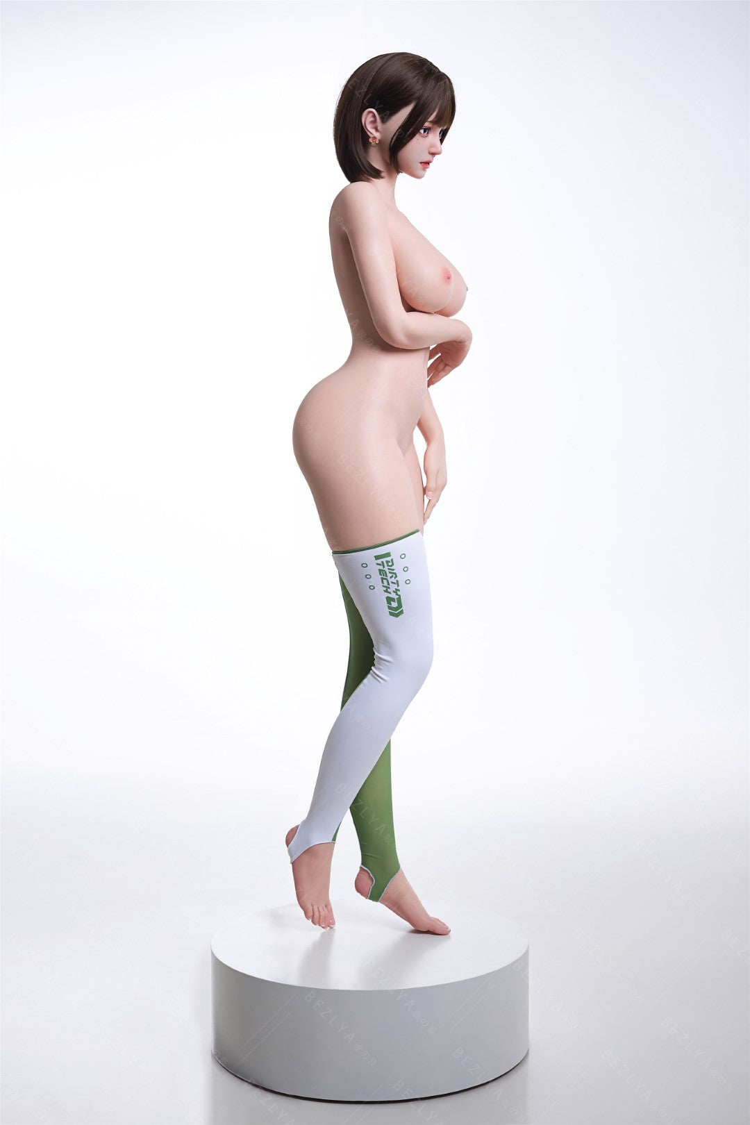 Campanule poupée sexuelle (Bezlya Doll 155 cm E-cup 2.2CF Silicone)