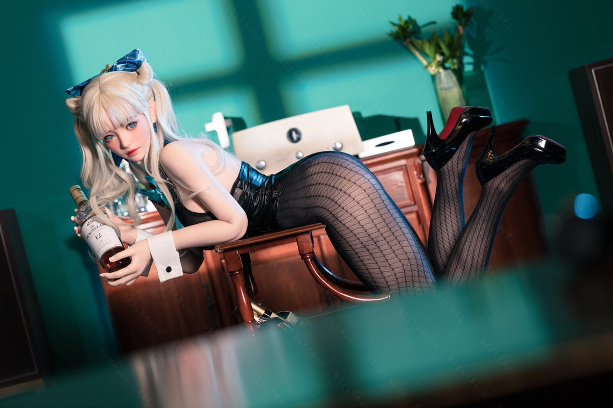 Laurier-rose poupée sexuelle (Bezlya Doll 155 cm E-cup 2.2CF Silicone)