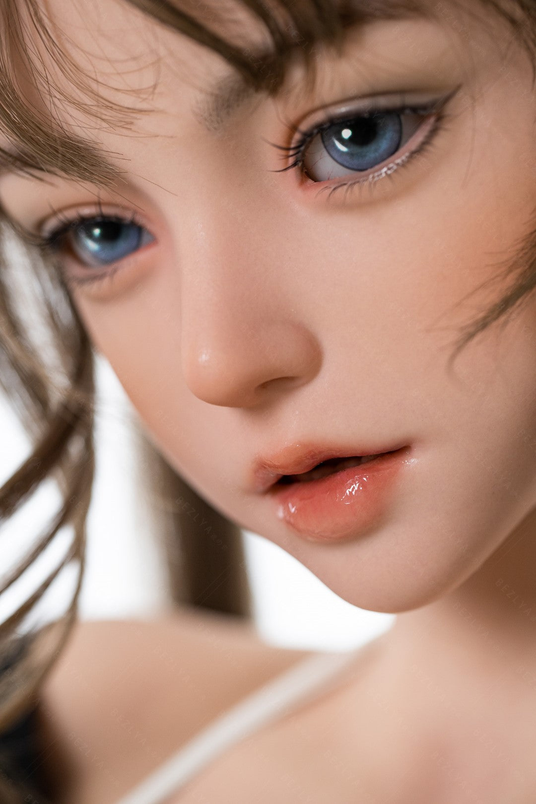 Campanule poupée sexuelle (Bezlya Doll 155 cm E-cup 2.2CF Silicone)