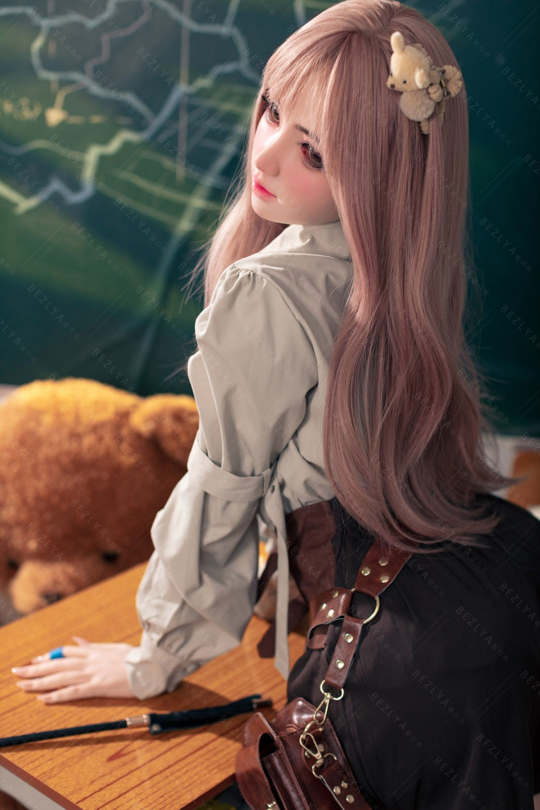 Convallarie poupée sexuelle (Bezlya Doll 155 cm bonnet B 2.1 Silicone)