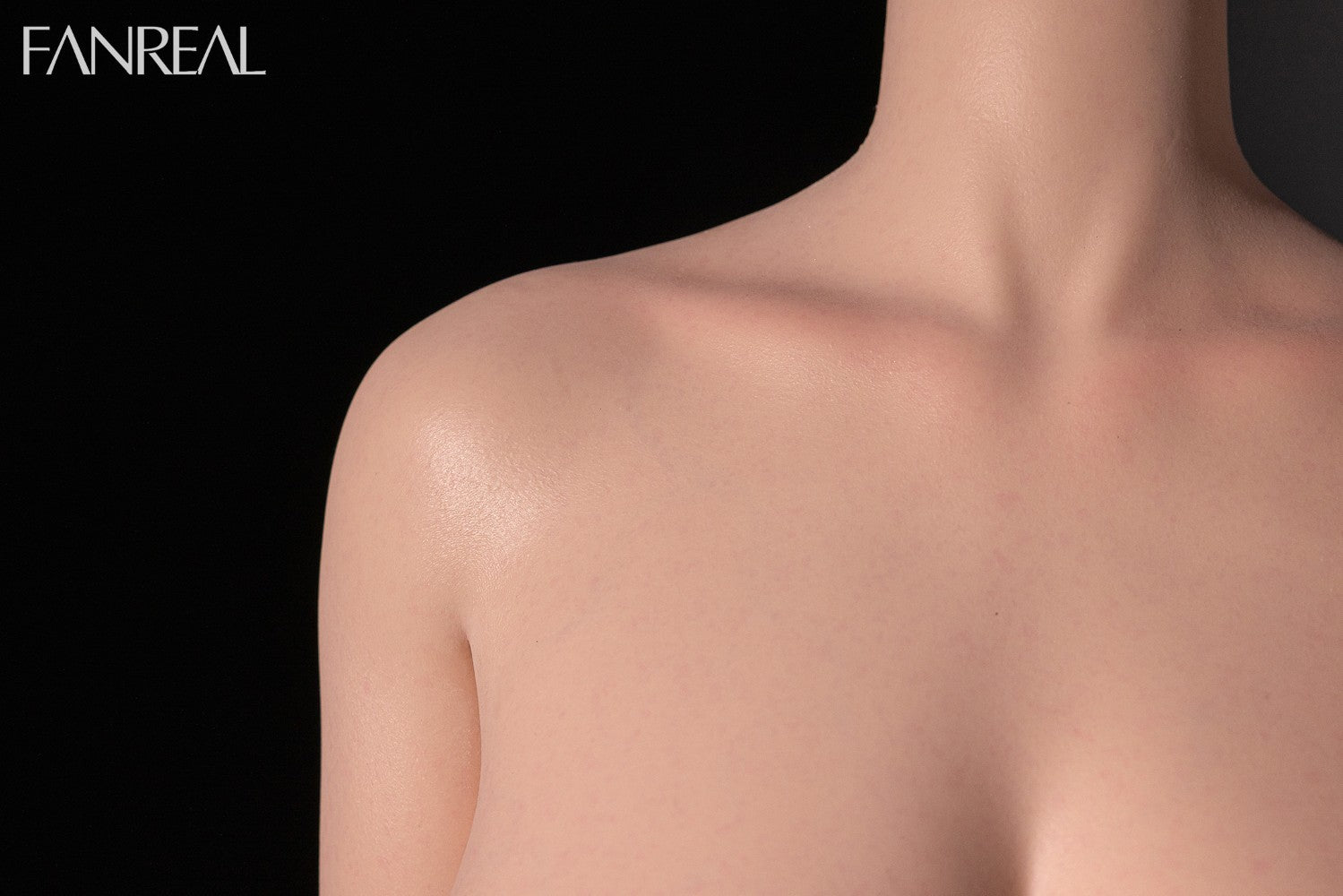 Mo poupée sexuelle (FanReal Doll 155 cm F-cup Silicone)