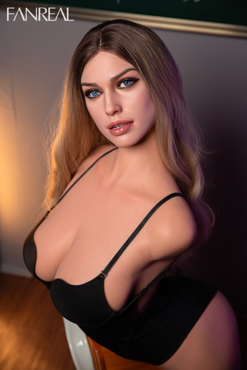 Torse della poupée sexuelle (FanReal Doll 111cm f-tobe RST Silicone)