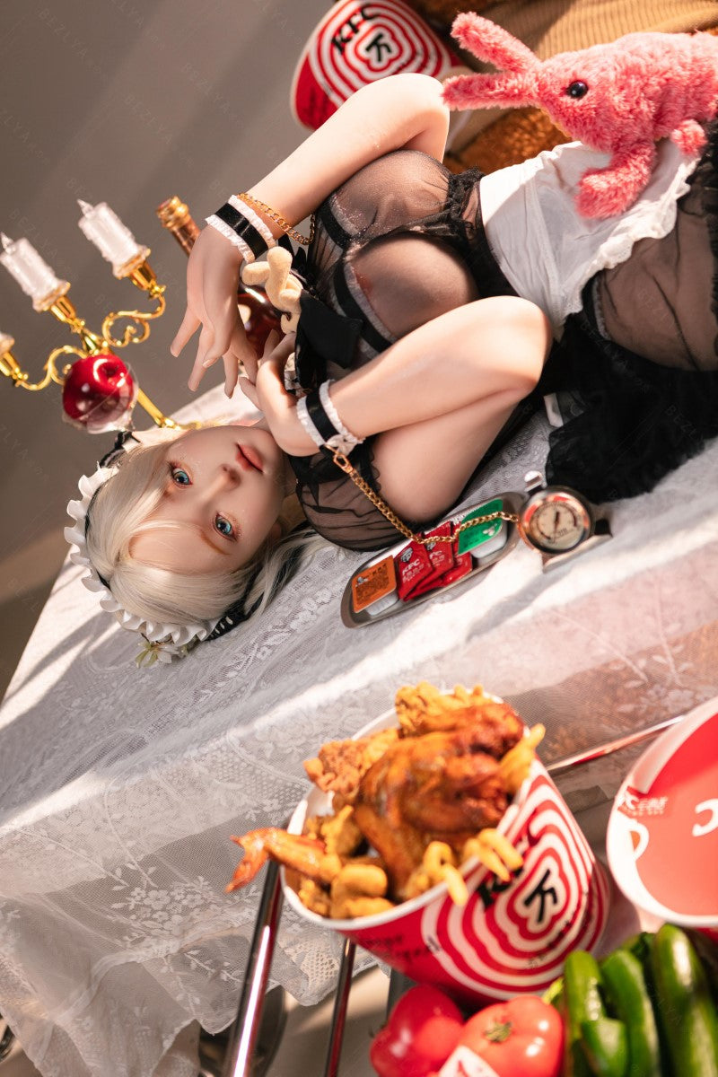 Calla poupée sexuelle (Bezlya Doll 157 cm F bonnet 2.2CF Silicone)