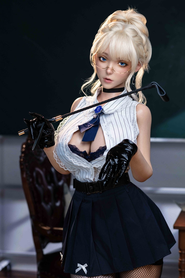 Violette poupée sexuelle (Poupée AITIA 157cm Bonnet F 2.2CF Silicone)