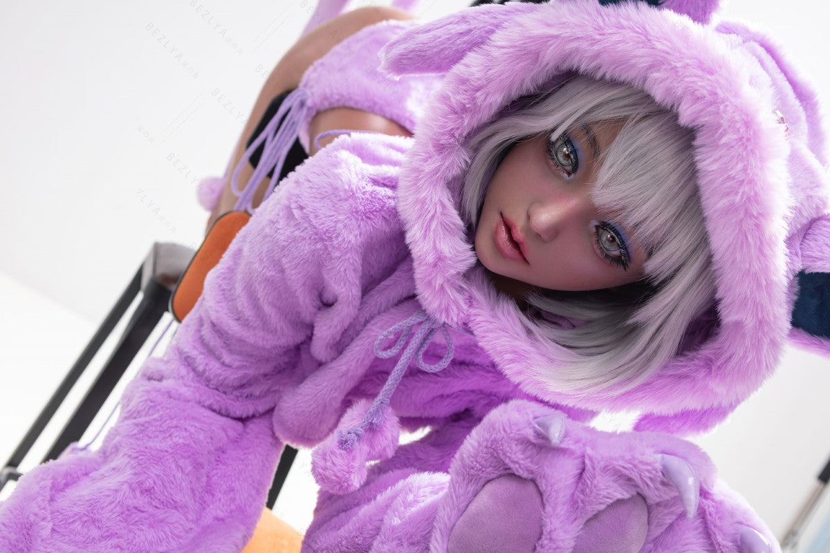 Campanule poupée sexuelle (Bezlya Doll 155 cm e-tobe 2.2cf Silicone)