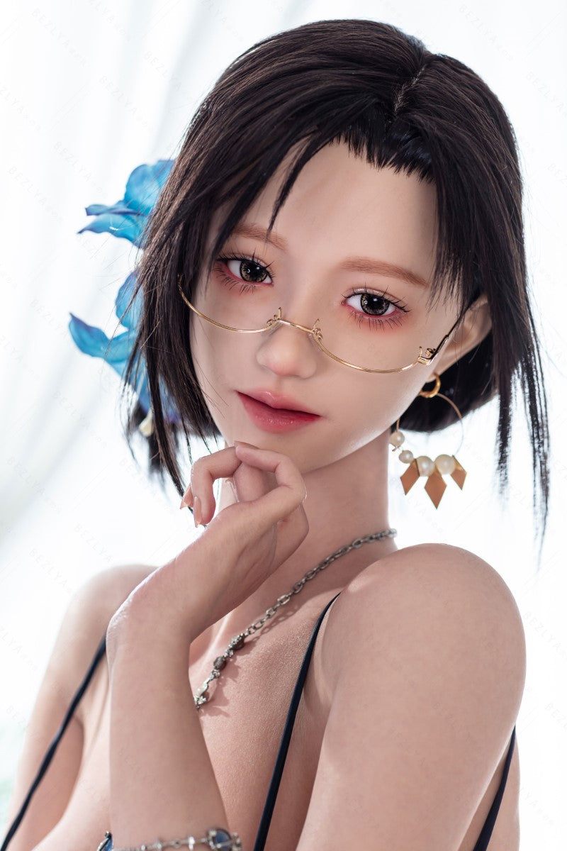 Durex Scarlett poupée sexuelle (Bezlya Doll 168 cm F bonnet 2.2U Silicone)