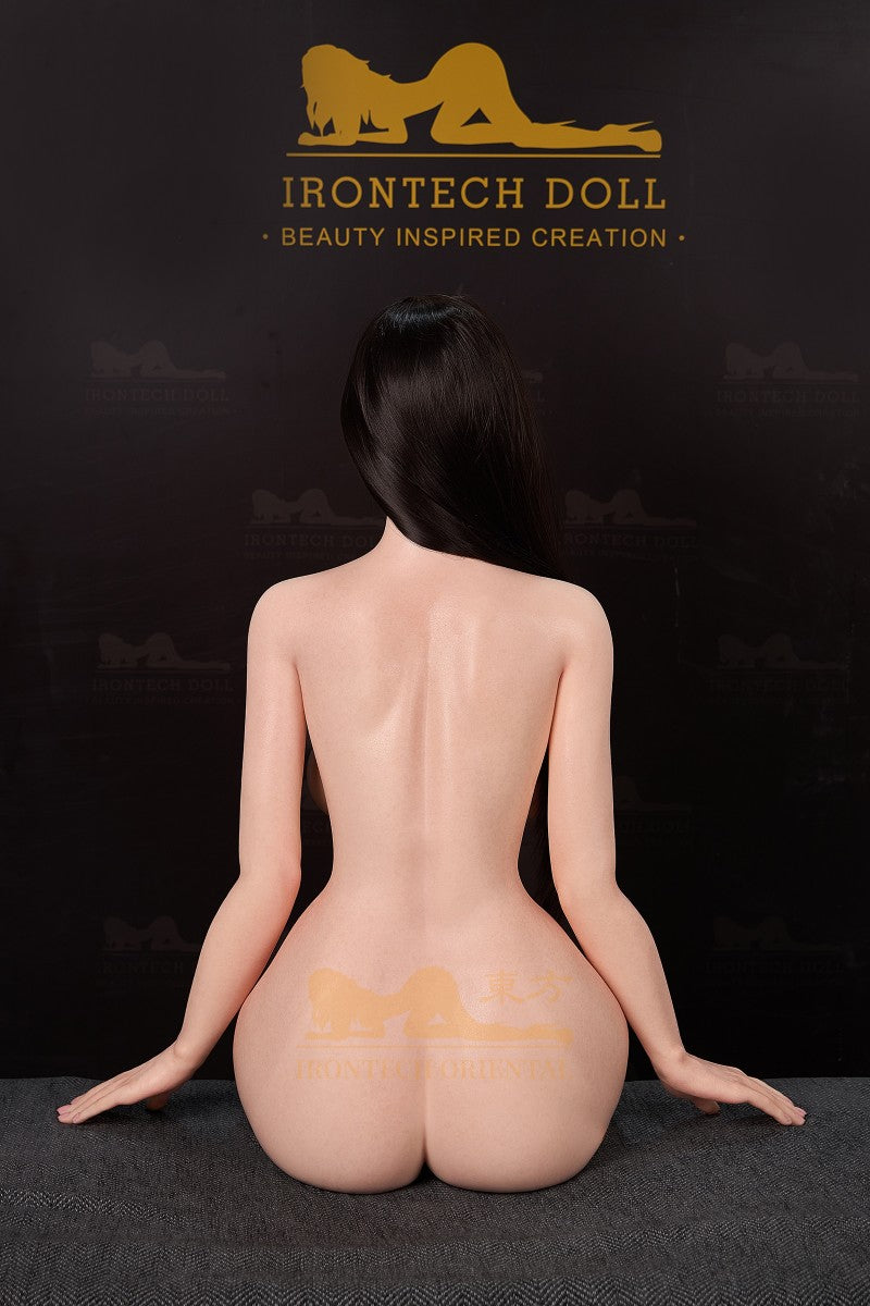 Yuna poupée sexuelle (Irontech Doll 153 cm (E-Kupa T1 Silicone)