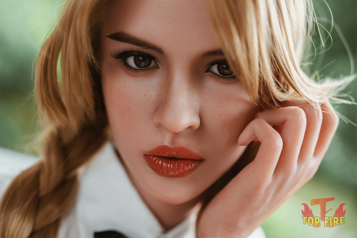 Chloé poupée sexuelle (Top Fire Doll 170 cm E-cup T24 Silicone)