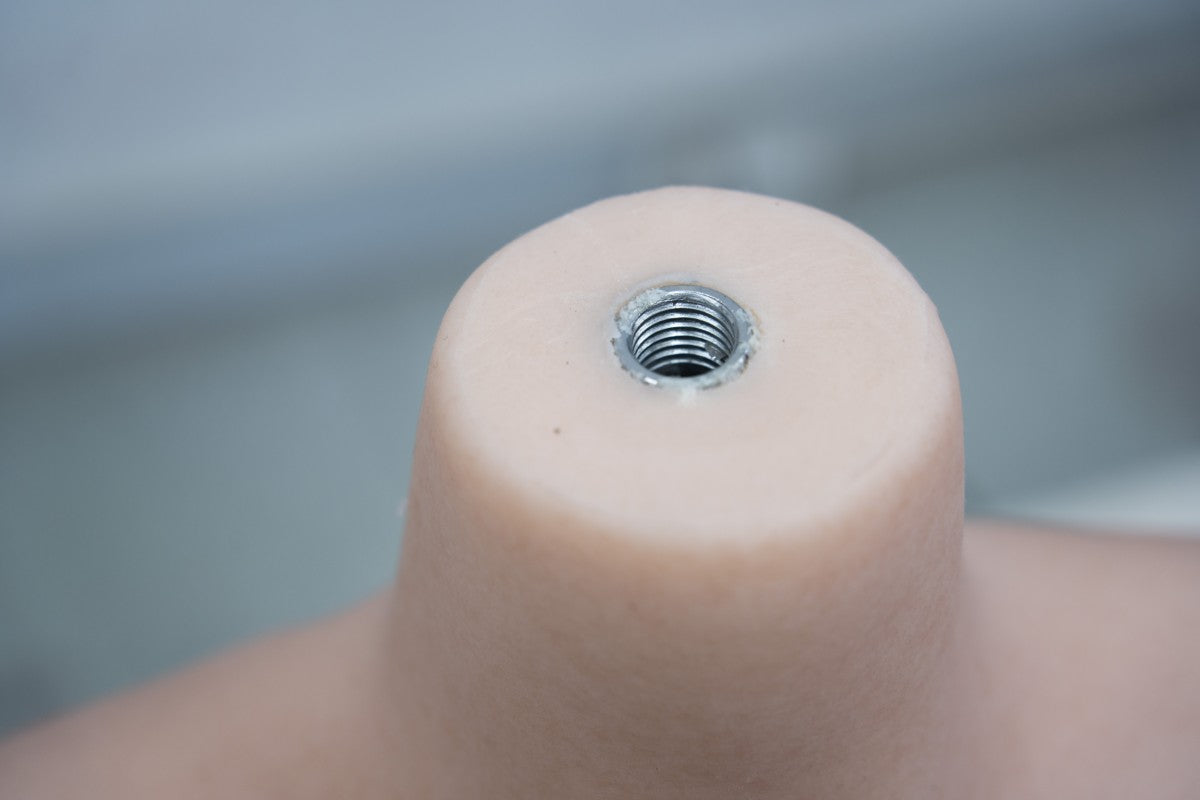 Aryana.Un torse poupée sexuelle (SEDoll Bonnet J 103 cm #22SO RST silicone)