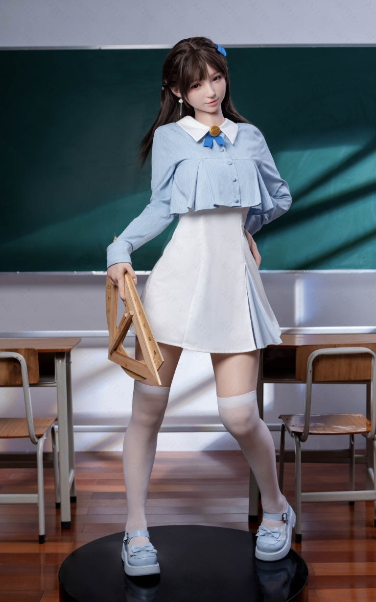 Yulania poupée sexuelle (Poupée AITIA 163cm E-cup 2.2 Silicone)