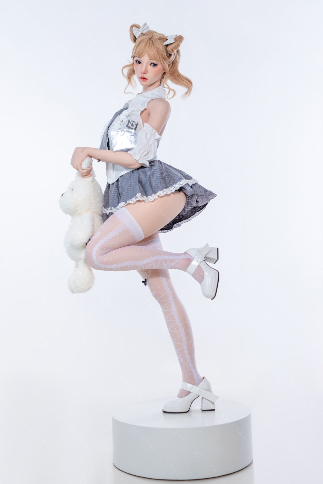 Albizia poupée sexuelle (Bezlya Doll 155 cm E-cup 2.2CF Silicone)