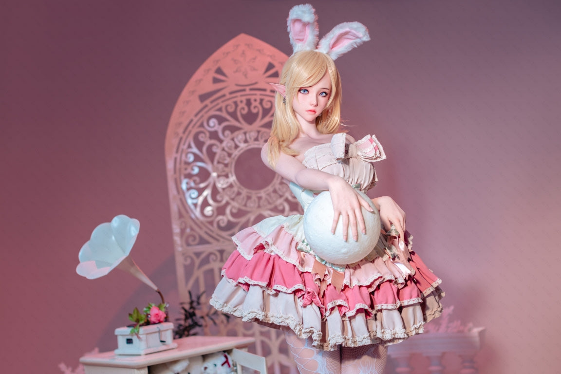 Blétilla poupée sexuelle (Poupée AITIA 155cm bonnet B 2.2 Silicone)