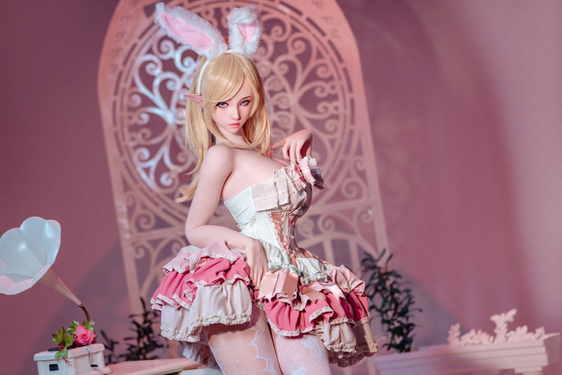 Blétilla poupée sexuelle (Poupée AITIA 155cm bonnet B 2.2 Silicone)