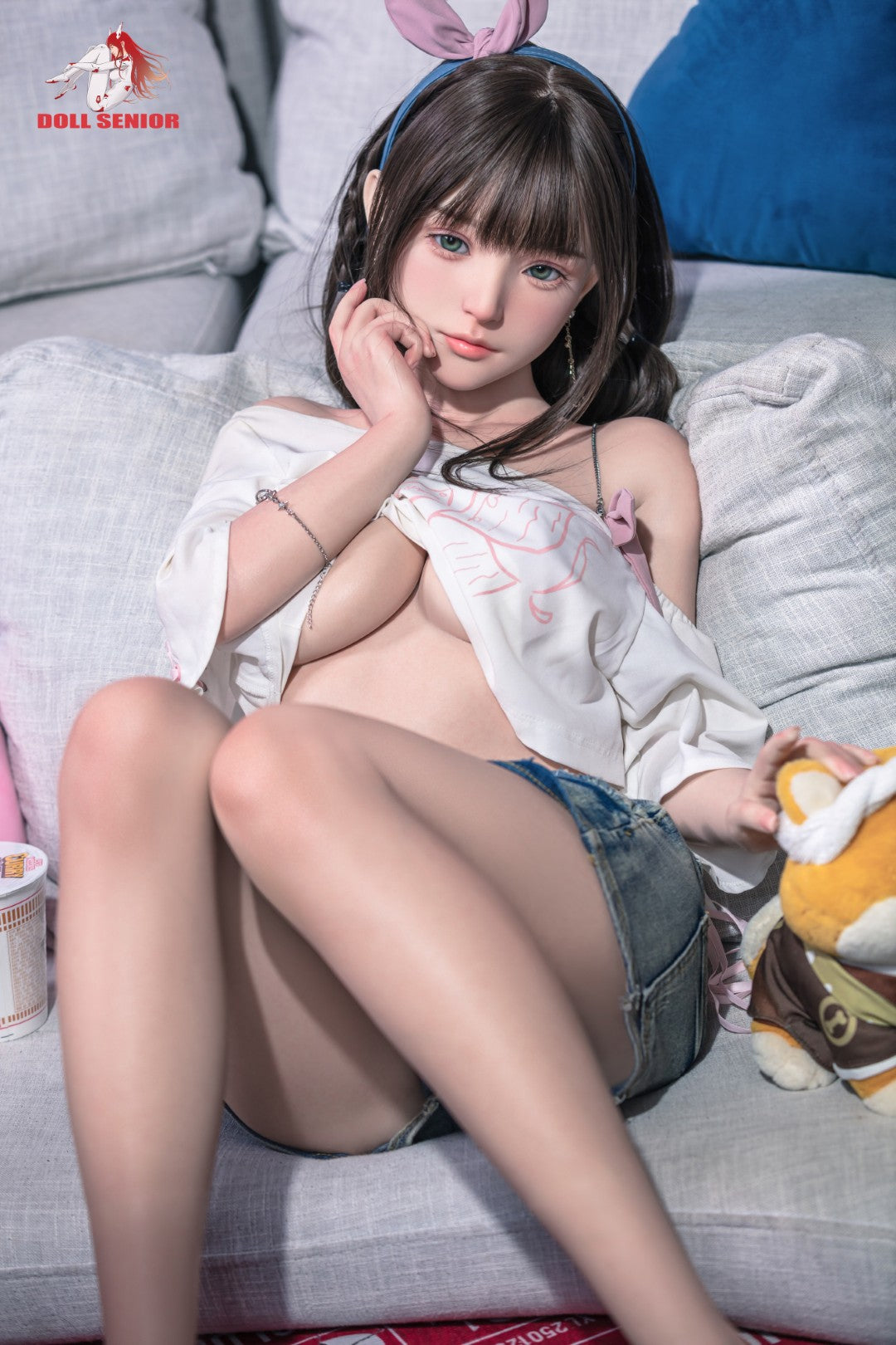 Miyé 2 poupée sexuelle (Poupée Senior 148cm D-Kupa #22 Silicone)