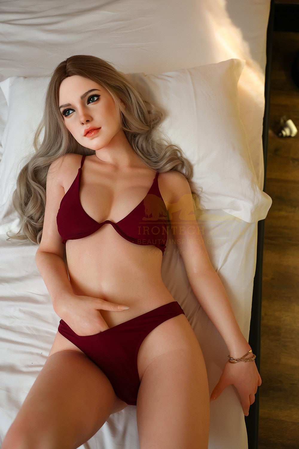 Dakota poupée sexuelle (Irontech Doll 163 cm (B-Cup S46 Silicone)