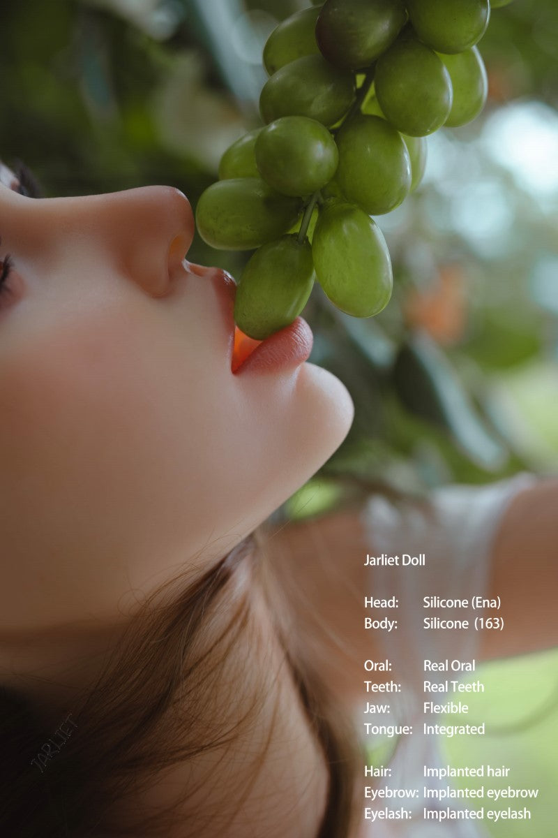 Ena poupée sexuelle (Jarliet 163 cm (coupe D en silicone)