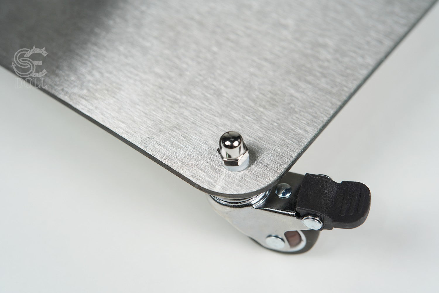 Cependant, positionner avec des roues (SE-Doll accessoires)