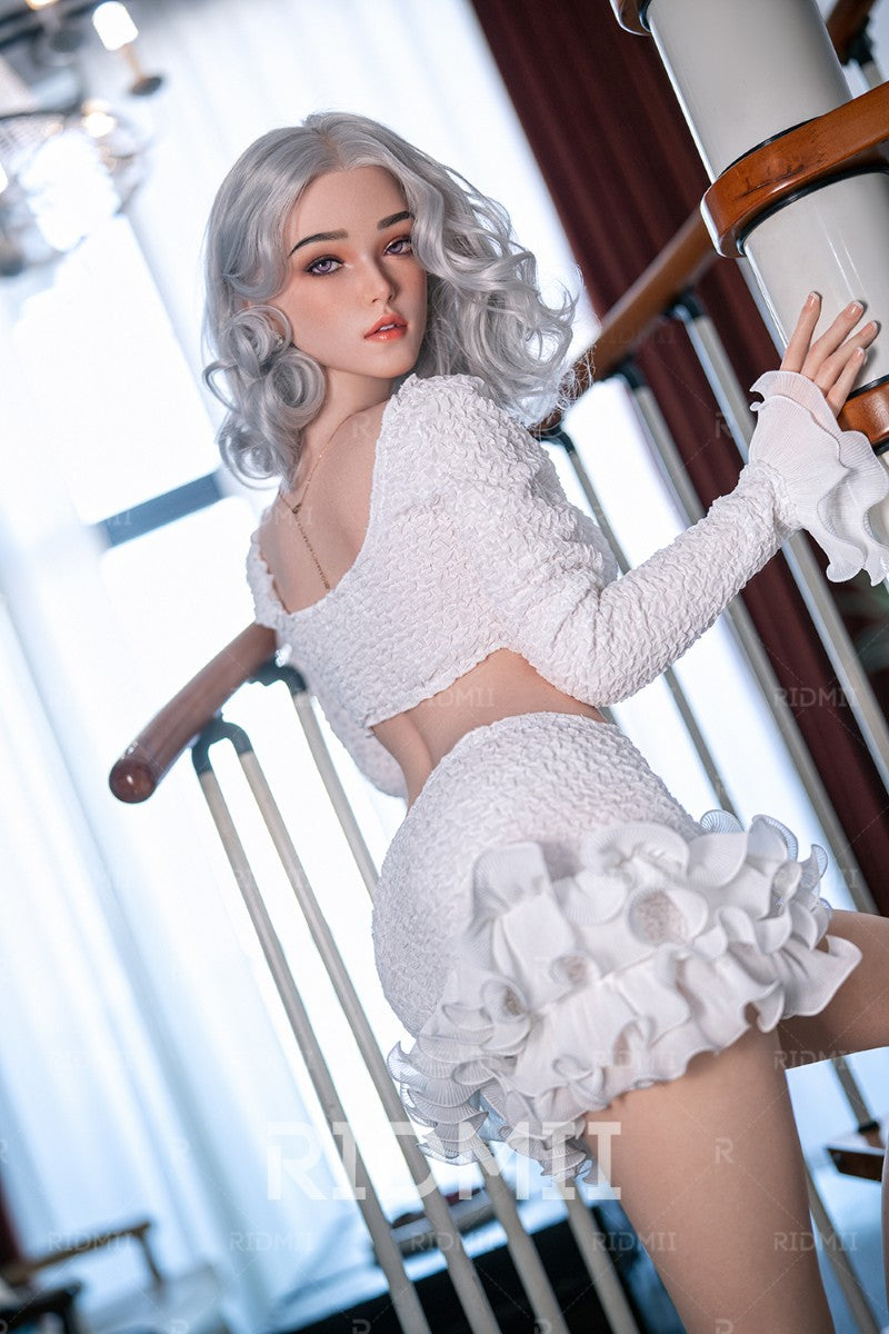 Arin poupée sexuelle (Ridmii Doll 164cm C-cup Silicone)