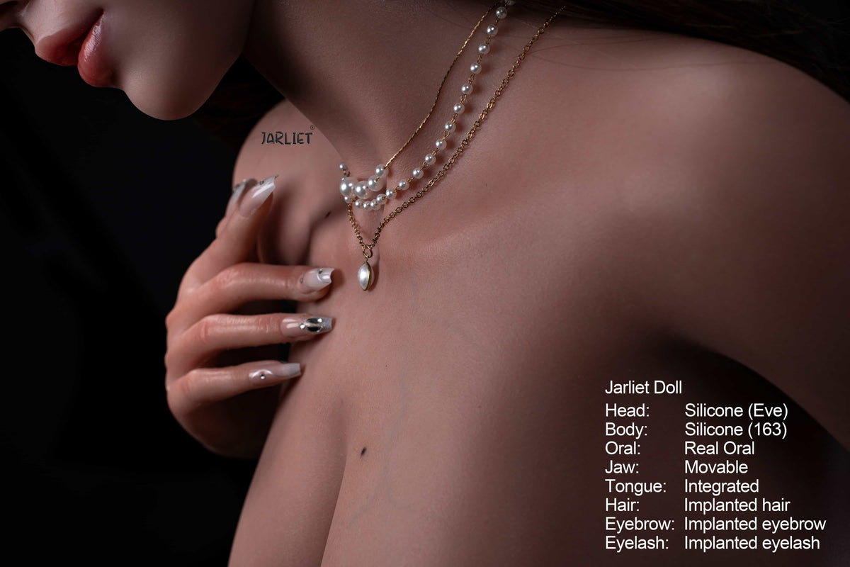 Veille poupée sexuelle (Jarliet 163 cm (coupe D en silicone)