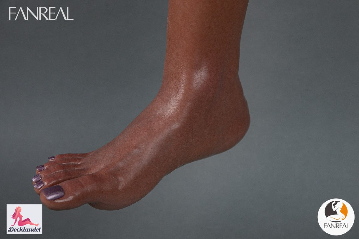 Ellie poupée sexuelle (FanReal Doll 173 cm bonnet D en silicone)