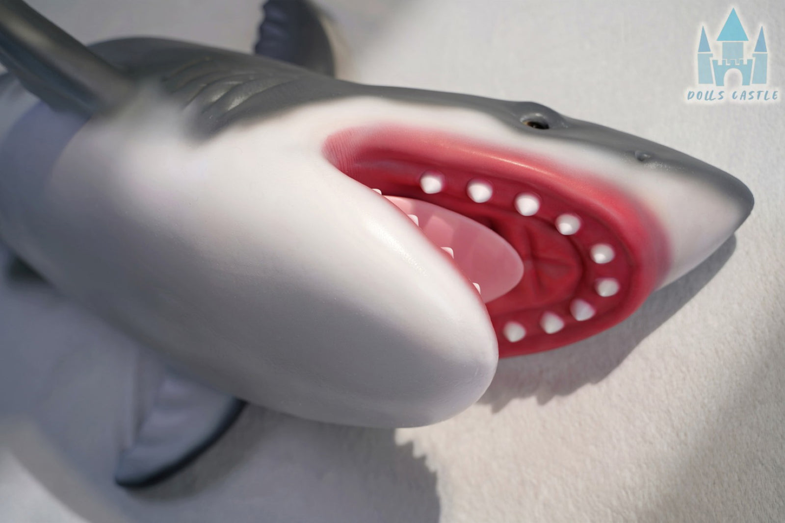 Bébé requin poupée sexuelle (Dolls Castle 110 cm en silicone)