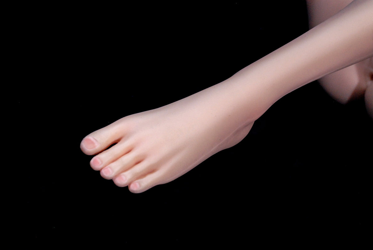 Misa Kurosawa poupée sexuelle (Elsa Babe 150 cm (HB028 Silicone)