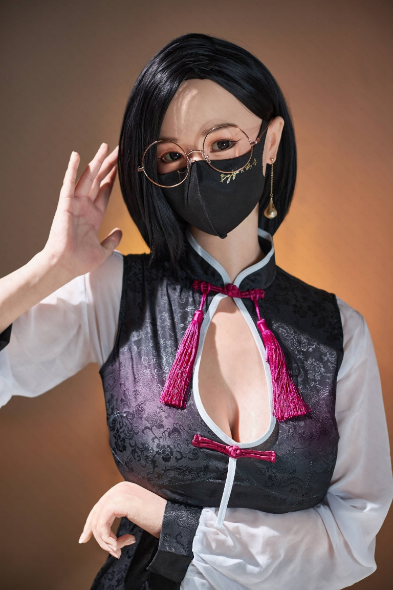 Naïmi poupée sexuelle (Poupée AITIA 168cm Bonnet F 2.2U Silicone)