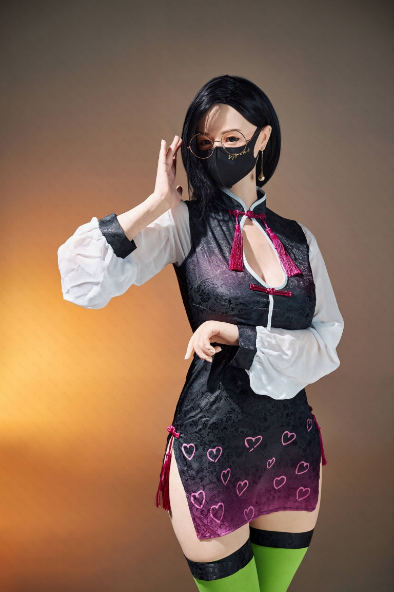 Naïmi poupée sexuelle (Poupée AITIA 168cm Bonnet F 2.2U Silicone)