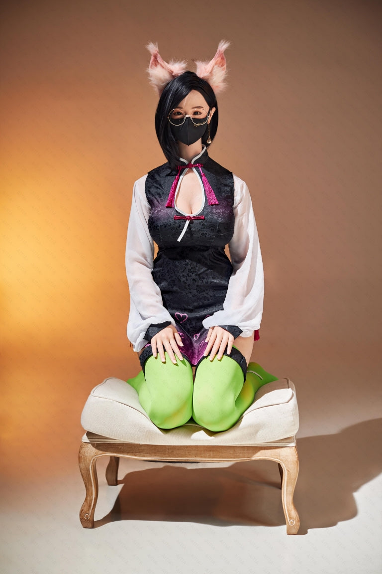 Naïmi poupée sexuelle (Poupée AITIA 168cm Bonnet F 2.2U Silicone)