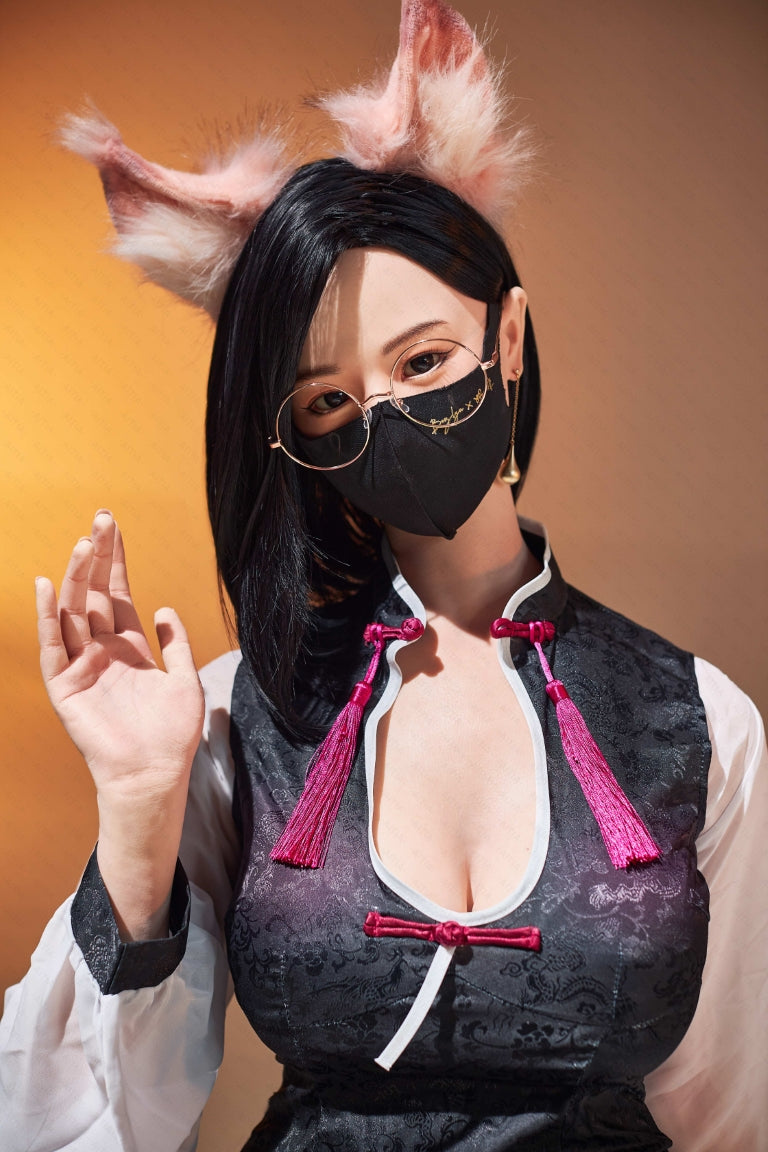 Naïmi poupée sexuelle (Poupée AITIA 168cm Bonnet F 2.2U Silicone)