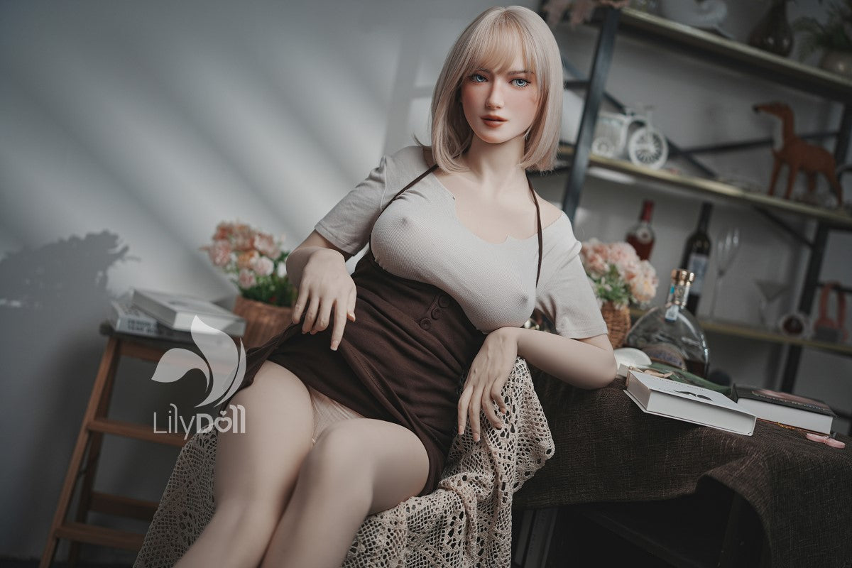 Séléné-B poupée sexuelle (LilyDoll Bonnet F 168 cm #LD015 Silicone+TPE)