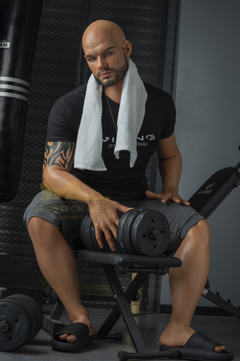 Cliff Jensen Star du porno poupée sexuelle (Irontech Doll 190 cm en silicone)