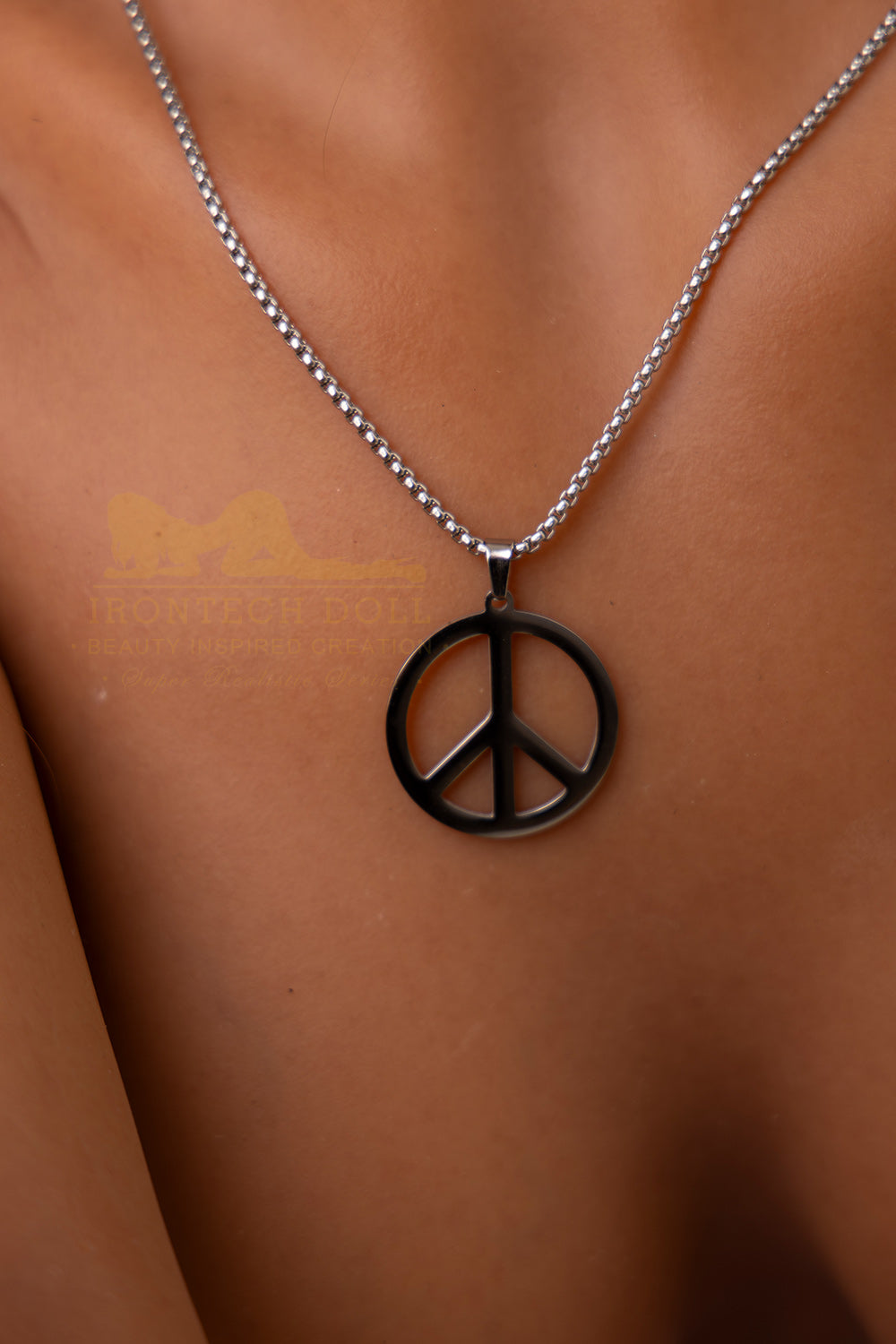 Tina poupée sexuelle (Irontech Doll 169 cm bonnet C S45 Silicone)