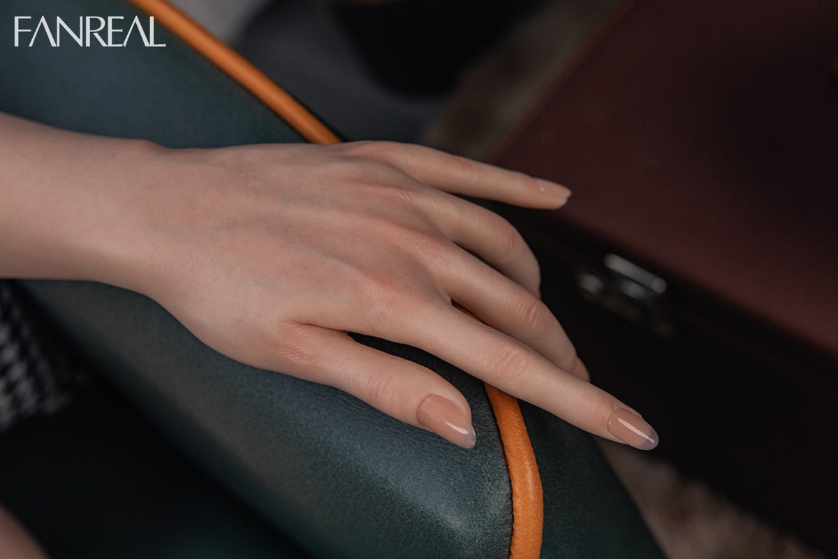 Torse de Xue poupée sexuelle (FanReal Doll 95 cm G-cup Silicone)