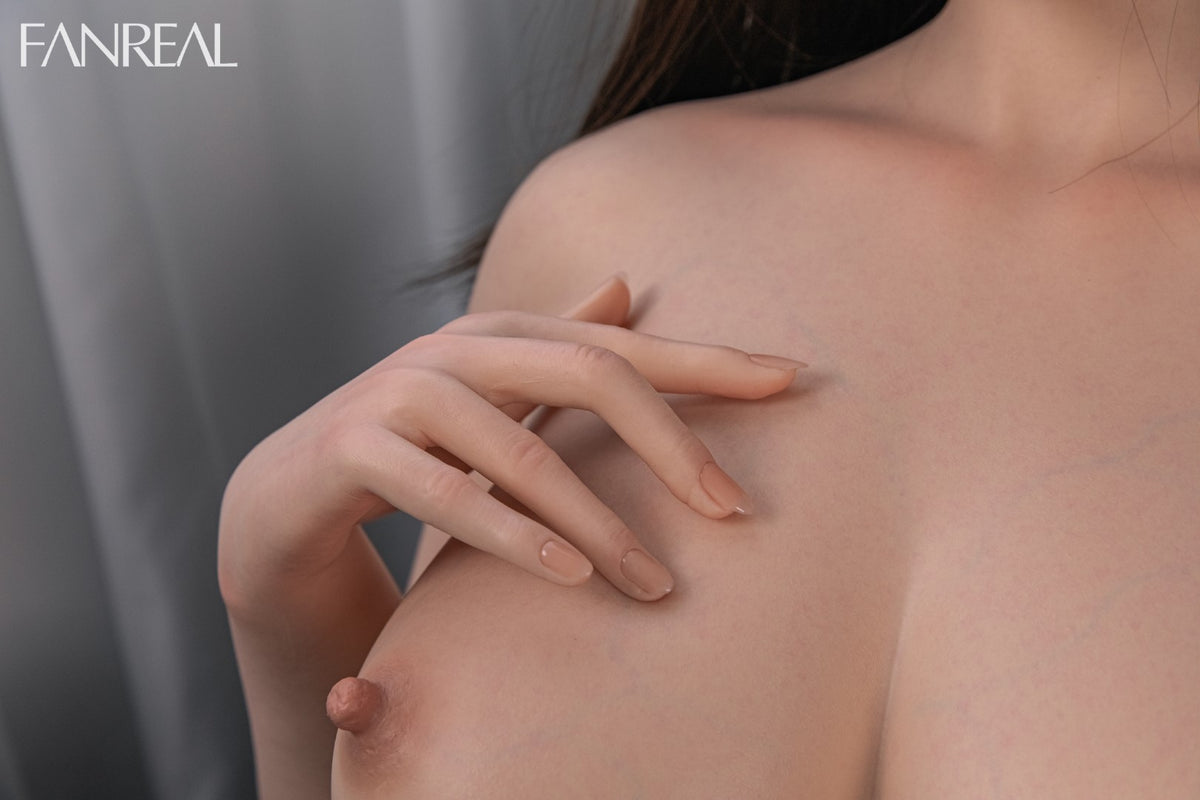 Torse de Xue poupée sexuelle (FanReal Doll 95 cm G-cup Silicone)