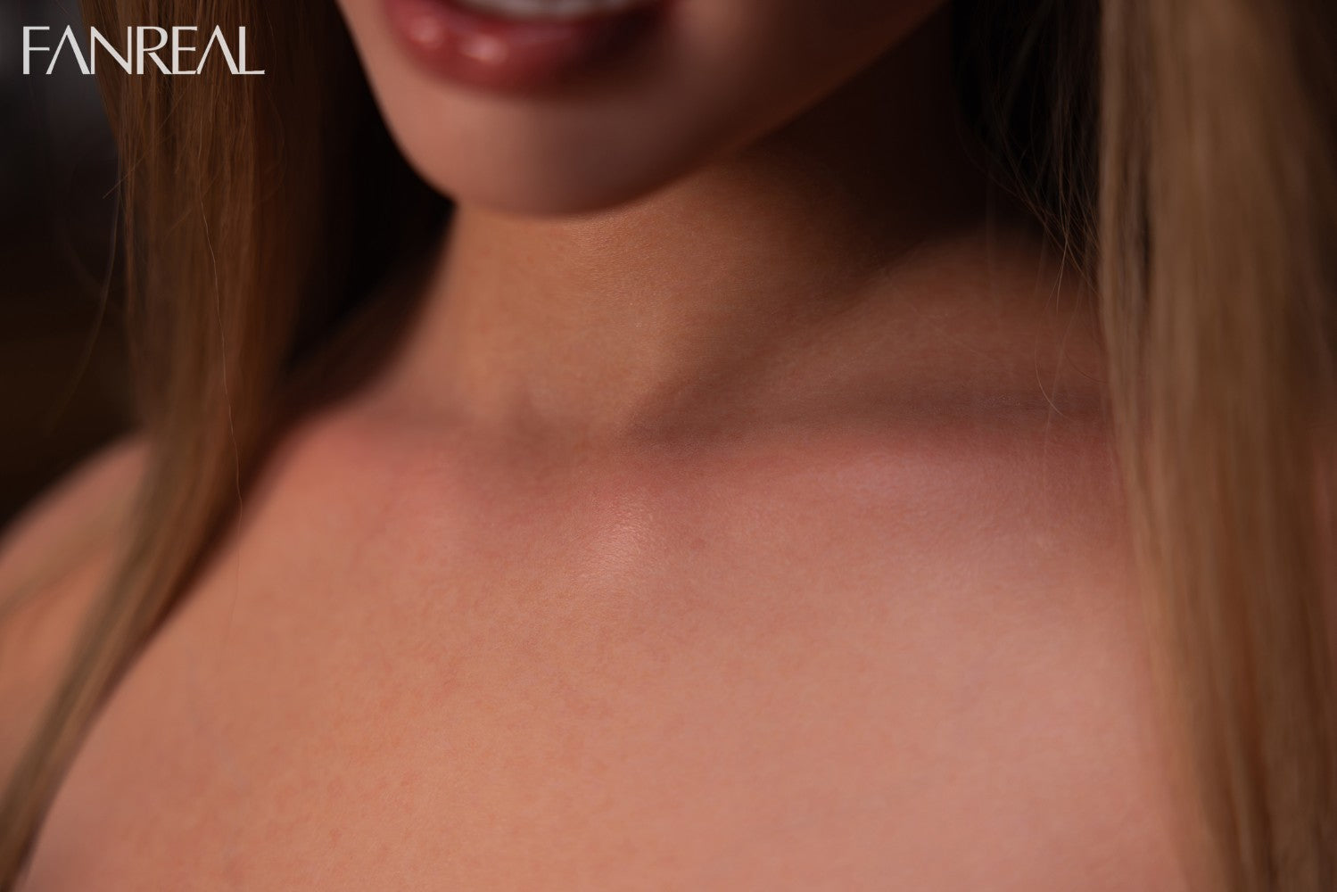 Partager poupée sexuelle (FanReal Doll 170 cm bonnet D en silicone)