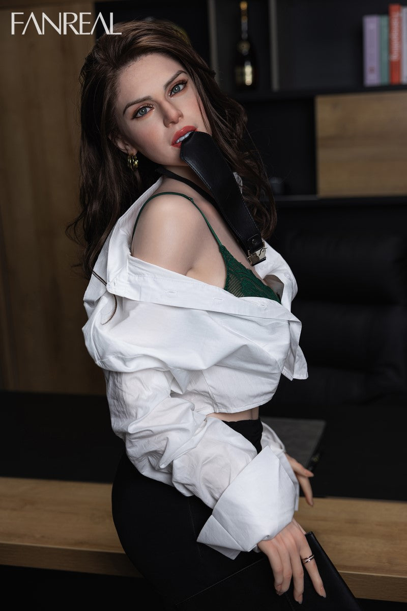 Gina poupée sexuelle (FanReal Doll 170 cm bonnet D en silicone)